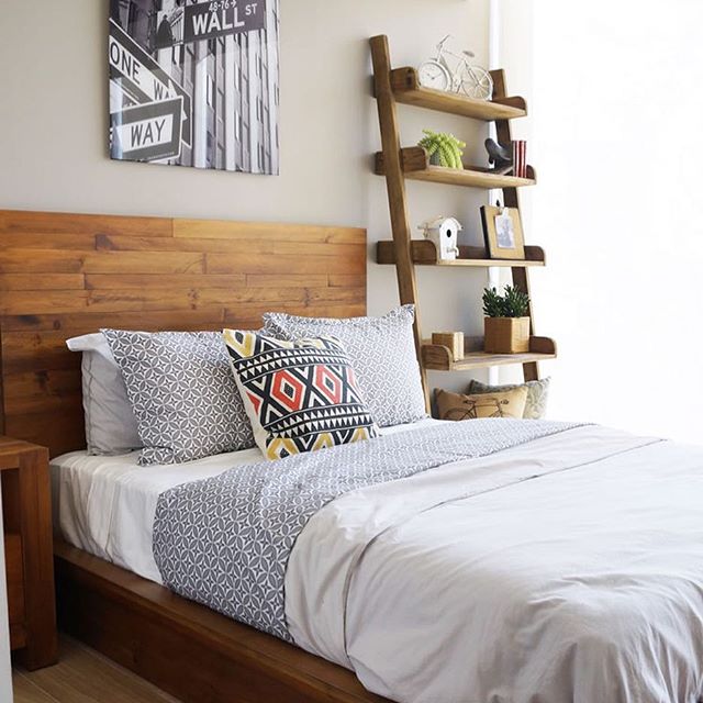 ¡Buenos días!! ? Ya está en el blog la segunda parte del recorrido de este precioso departamento que fotografié recientemente para ustedes, llena de inspiración con estas recámaras tan bonitas, alegres y acogedoras!! ? Todos los detalles y fotos en ??casahaus.net ?Good morning! ? Part 2 of this home tour is up on the blog, now filled with gorgeous bedroom inspiration! Everything is in today's post ? (link in profile).#casahaustours #bedroominspo #dreambedroom