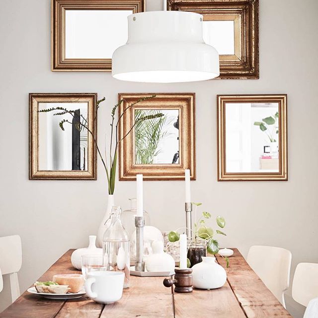 Hoy en el blog, 15 gran ideas para darle vida a las paredes del comedor (ésta es una de mis favoritas!!) ? Toda la inspiración en ??casahaus.net o en el link del perfil ? Feliz viernes!!On the blog today, 15 great ideas to decorate your dining room walls ? All the inspiration is in the link in my profile ? Happy Friday!!#homedecor #homeideas #diningroom