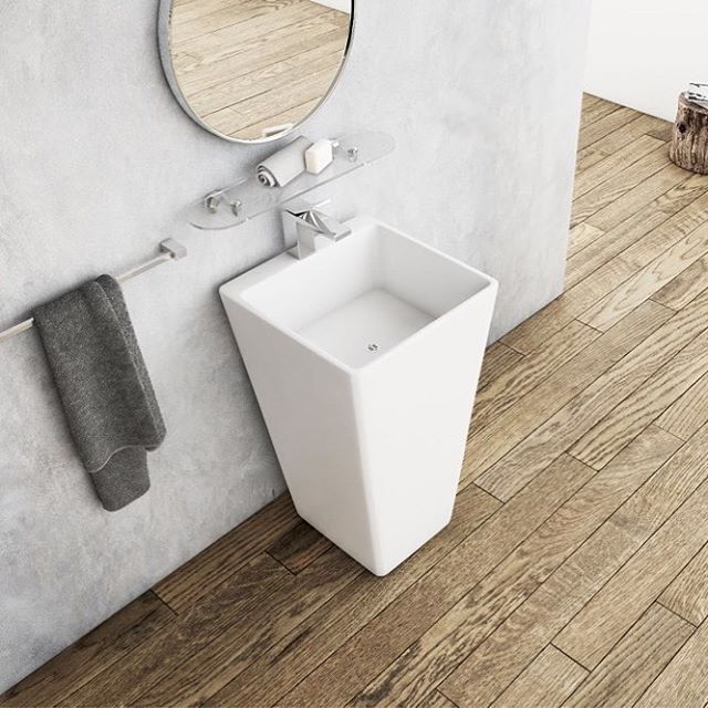 Concreto + Madera + Lavabo bonito = Perfección pura ???.Pasando por aquí para contarles que hoy estoy de invitada en el blog de @urreamexico, hablando sobre cómo elegir el lavabo perfecto. Así que si estás pensando en construir o renovar tu baño, o simplemente quieres suspirar con baños bonitos, ¡date una vuelta! Hay inspiración para todos los estilos, les dejo el link directo en mi perfil ?.Concrete + Wood + Pretty pedestal sink = Sheer perfection! ???.Passing by to let you know I’m guest blogging today over on @urreamexico’s blog, talking about how to choose the perfect sink for your bathroom. Link in bio ? Happy Tuesday!!!