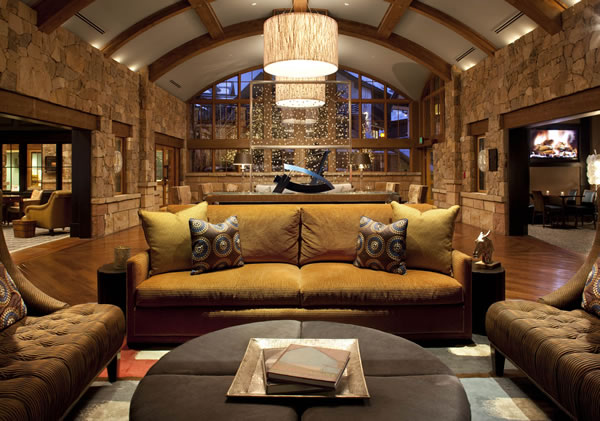 Lobby 4
