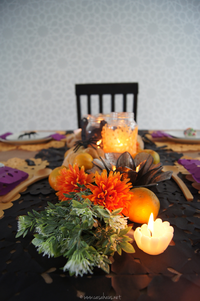 A beautiful Halloween & Day of the Dead tablescape / Una hermosa mesa para Halloween y Día de Muertos - Casa Haus Deco