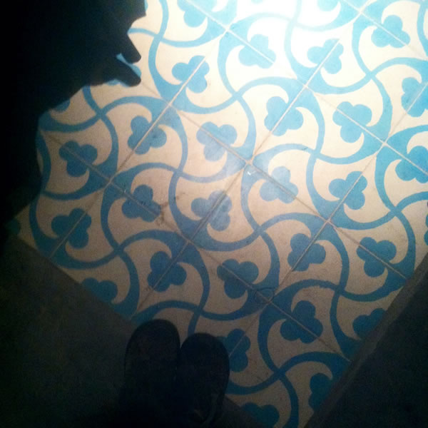 piso de mosaico artesanal hidráulico | Casa Haus