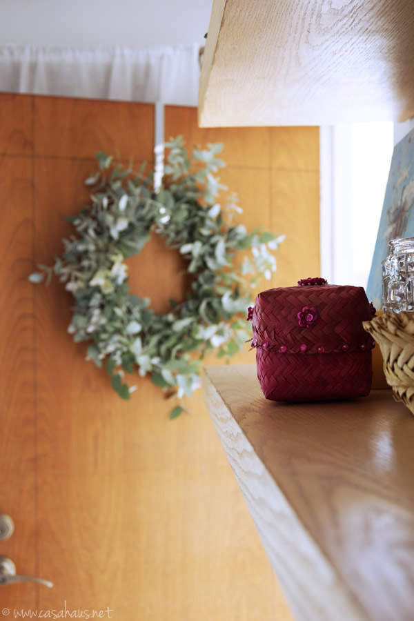DIY eucalyptus wreath // Cómo hacer una corona de eucalipto // Casa Haus