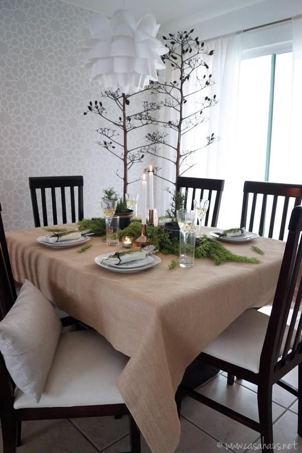 Rustic Christmas table setting // Mesa rústica para Navidad // Casa Haus