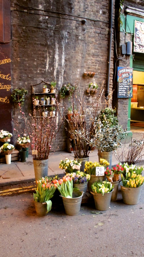Charming flower shop // Quedamos en una florería // Casa Haus