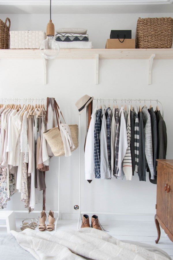 Gorgeous white bedroom before and after // Antes y después: Hermoso dormitorio blanco y sencillo // Casa Haus