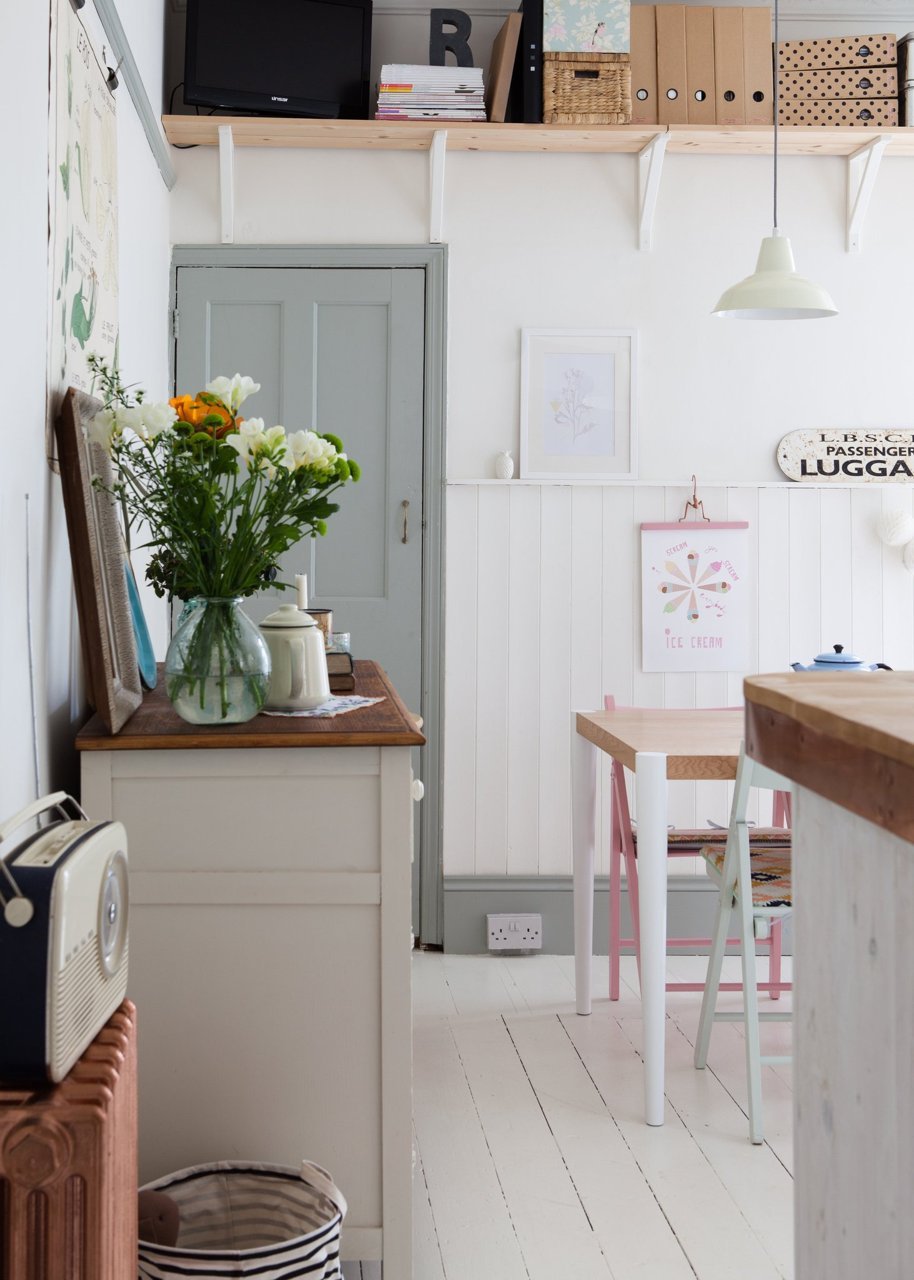 Lovely modern vintage kitchen // Hermosa cocina vintage moderno // casahaus.net