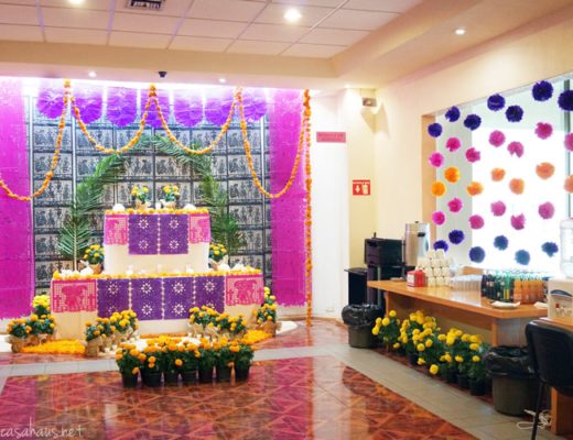 Day of the Dead altar and decorations / Altar y decoraciones para el Día de Muertos - Casa Haus Deco