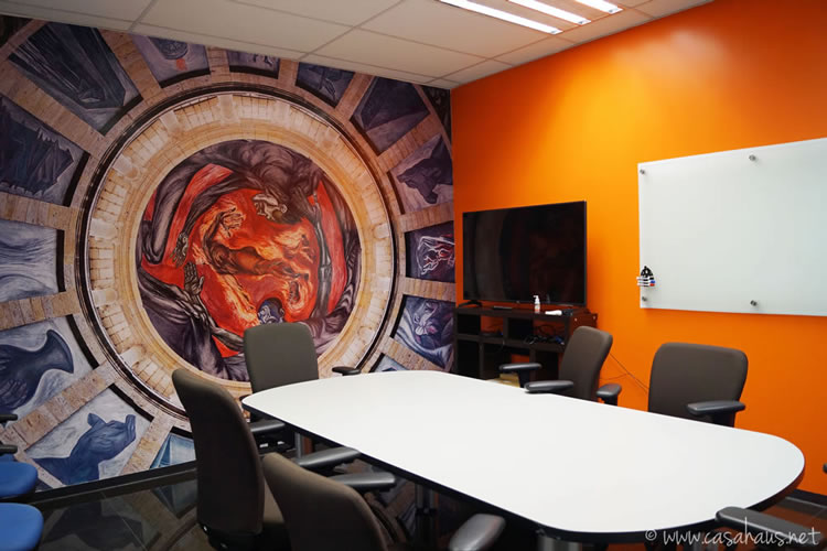 BMC Software corporate office design (paint and decal only makeover) / Transformación de oficinas con sólo pintura y viniles por Casa Haus Deco
