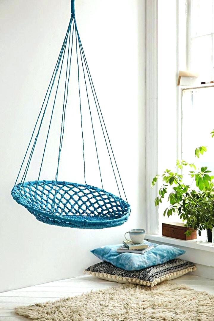 Silla colgante de macramé azul
