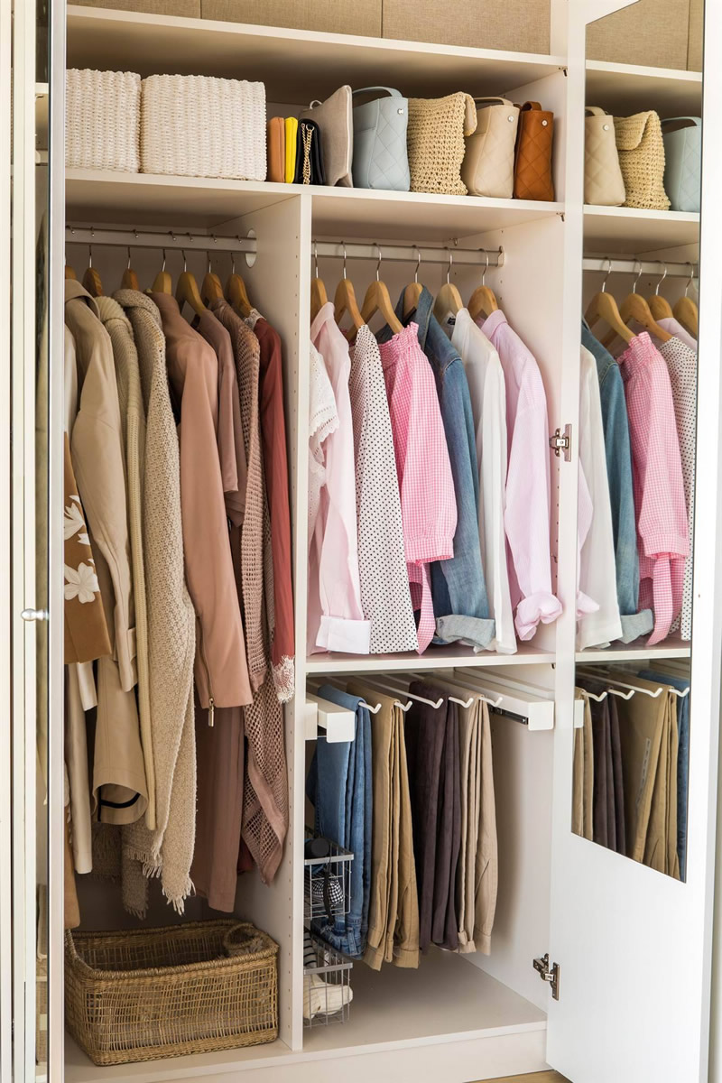 7 días para ordenar tu casa fácil y rápido Closet con ropa bien organizada