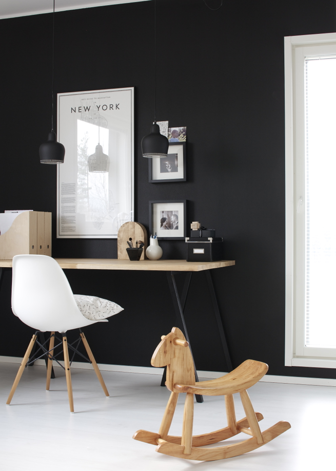 Oficina nórdica en blanco y negro | Casa Haus
